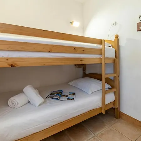 3br Balcony & Parking Near Argentiere - Happy Daire *